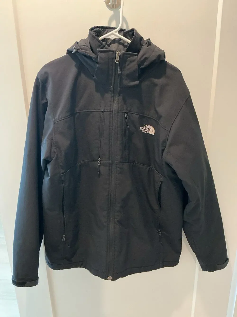 North Face Heavy Weight Men’s Winter Jacket Primaloft Black Size Large